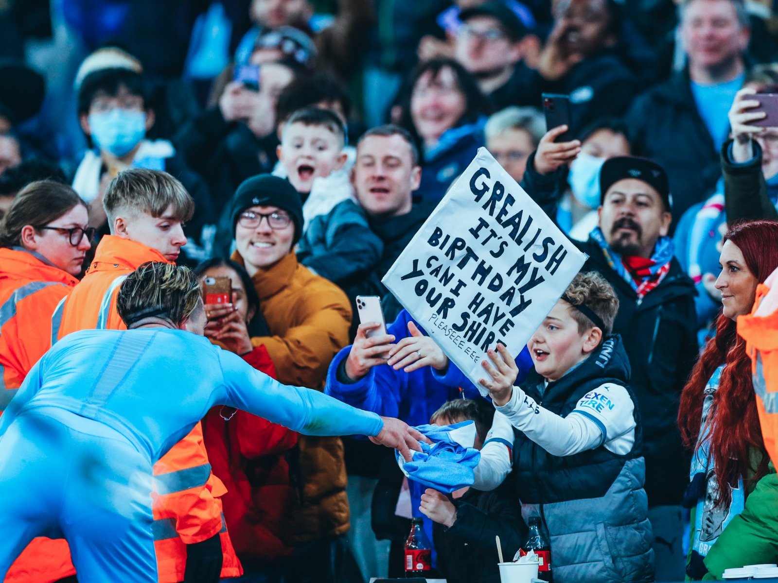 再次为来自 再次为来自