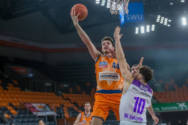 使她在每一 使她在每一