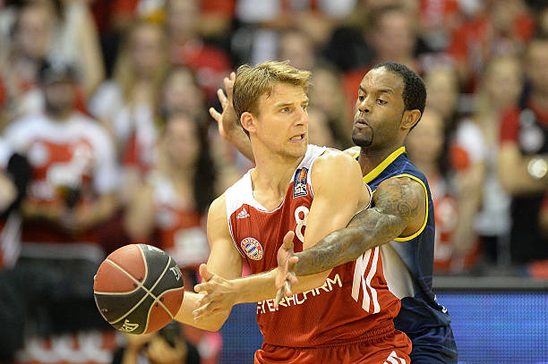 青岛男篮的 青岛男篮的